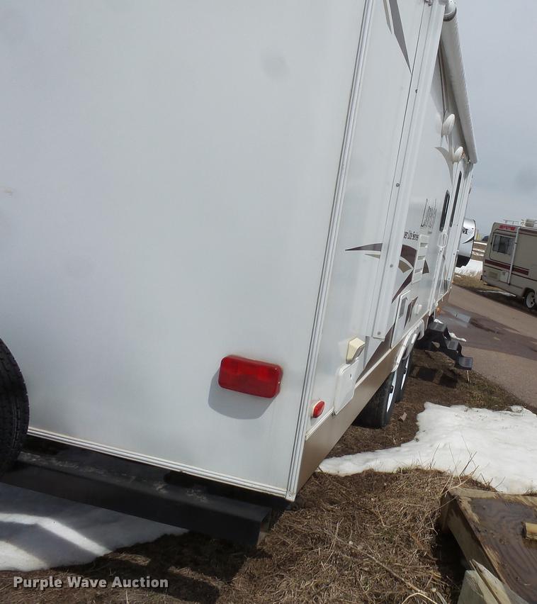 image for item DW9712 2009 Keystone Laredo camper