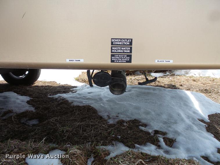 image for item DW9712 2009 Keystone Laredo camper