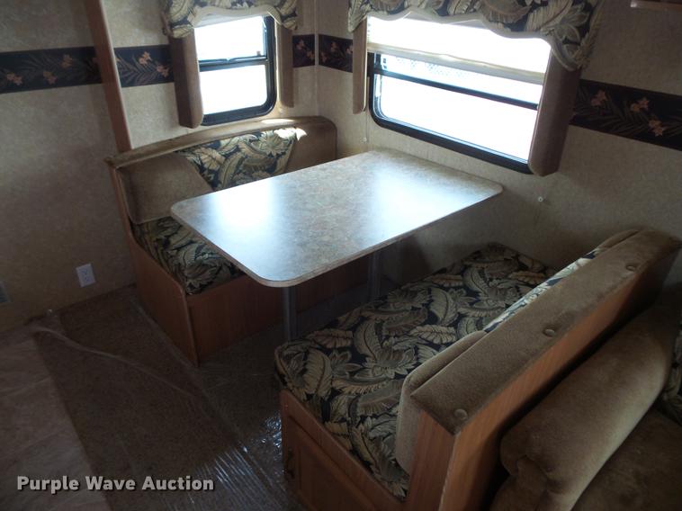 image for item DW9712 2009 Keystone Laredo camper