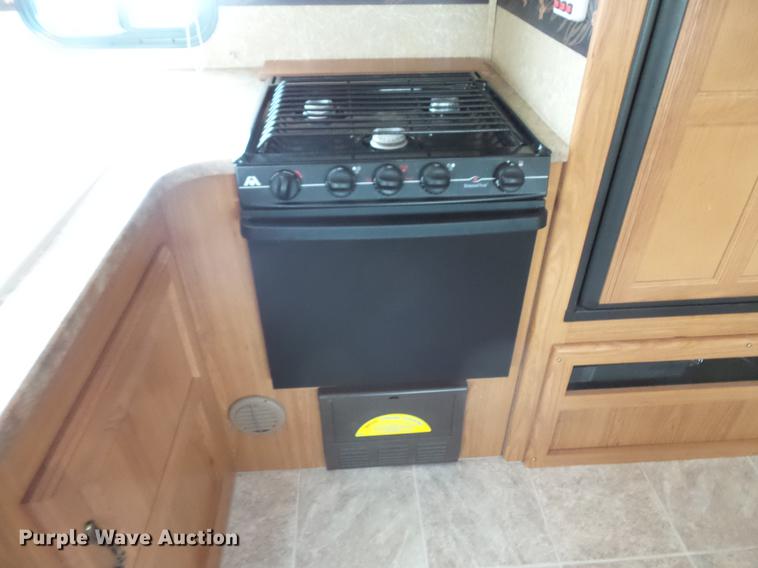 image for item DW9712 2009 Keystone Laredo camper