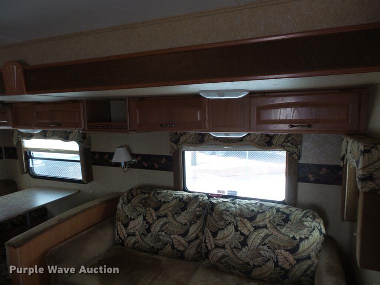 image for item DW9712 2009 Keystone Laredo camper