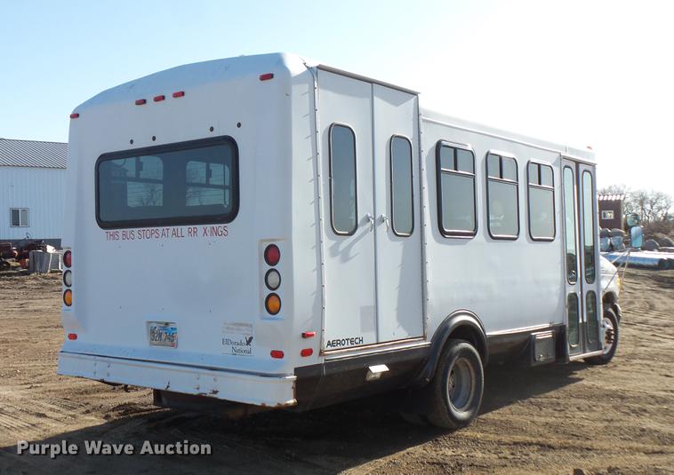 image for item DW9718 1998 Ford Econoline E450 bus