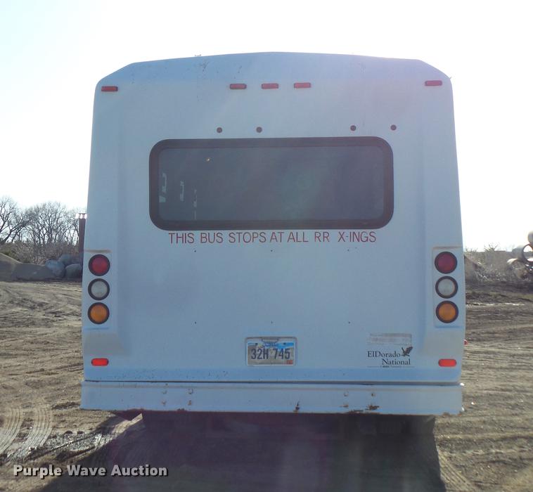 image for item DW9718 1998 Ford Econoline E450 bus