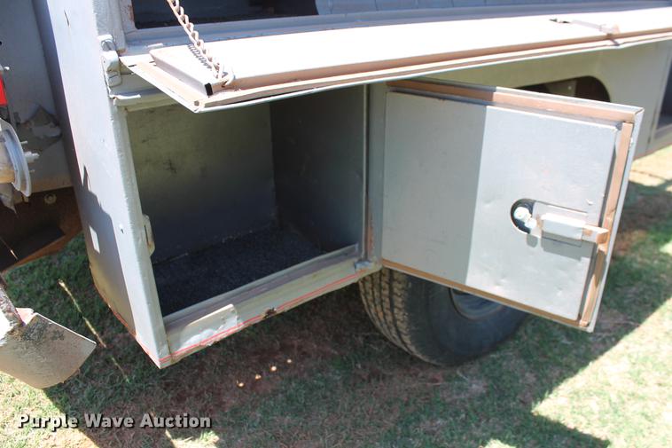 image for item DZ9894 Stahl utility bed trailer
