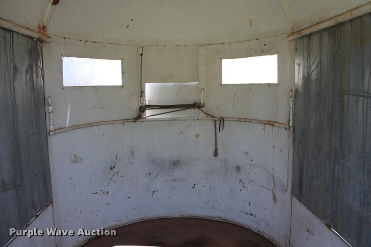 image for item DZ9895 Shop built horse trailer