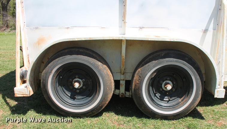 image for item DZ9895 Shop built horse trailer