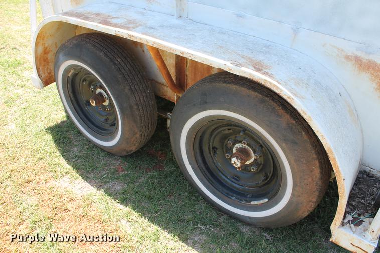 image for item DZ9895 Shop built horse trailer