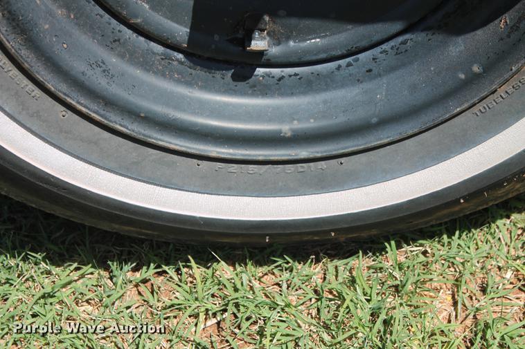 image for item DZ9895 Shop built horse trailer