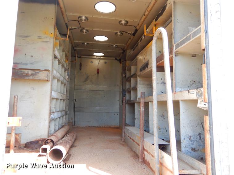 image for item EI9056 2002 GMC T7500 yard truck