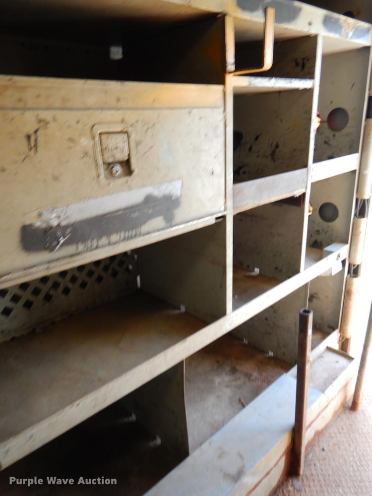 image for item EI9056 2002 GMC T7500 yard truck