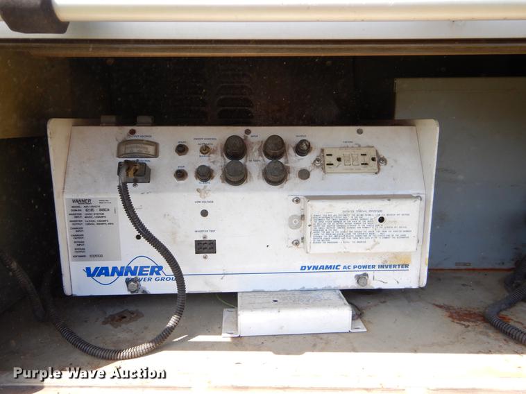 image for item EI9056 2002 GMC T7500 yard truck