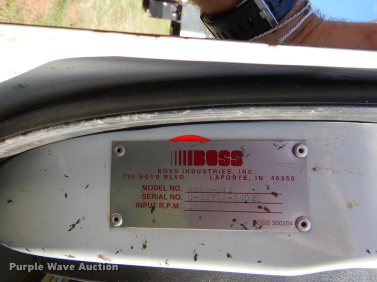 image for item EI9056 2002 GMC T7500 yard truck