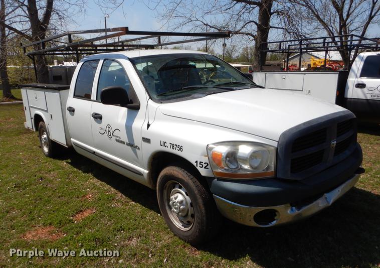 image for item EI9057 2006 Dodge Ram 2500 Quad Cab utility bed pickup truck