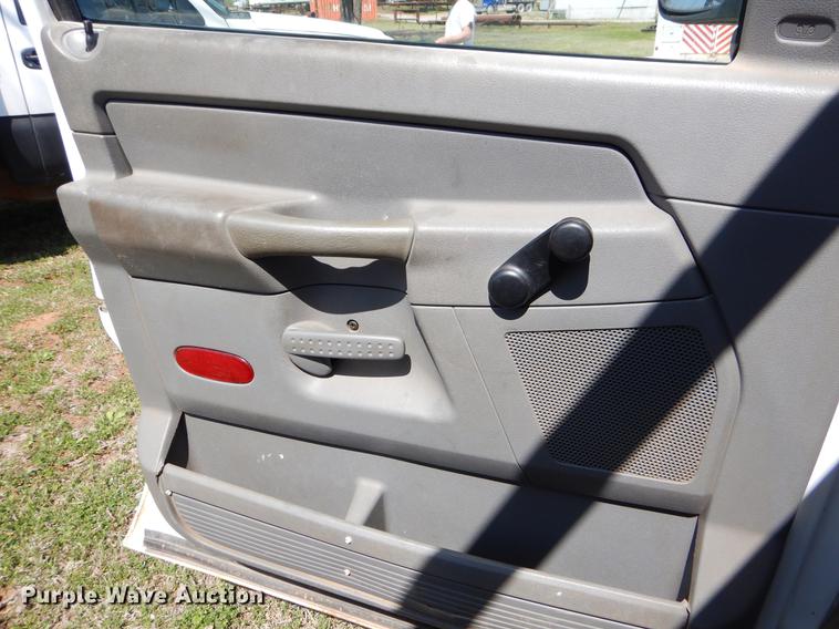 image for item EI9057 2006 Dodge Ram 2500 Quad Cab utility bed pickup truck