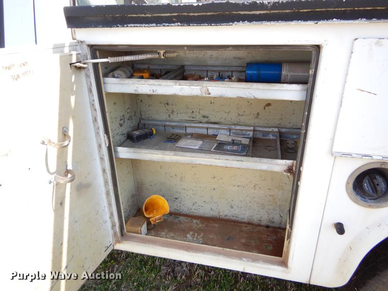 image for item EI9057 2006 Dodge Ram 2500 Quad Cab utility bed pickup truck