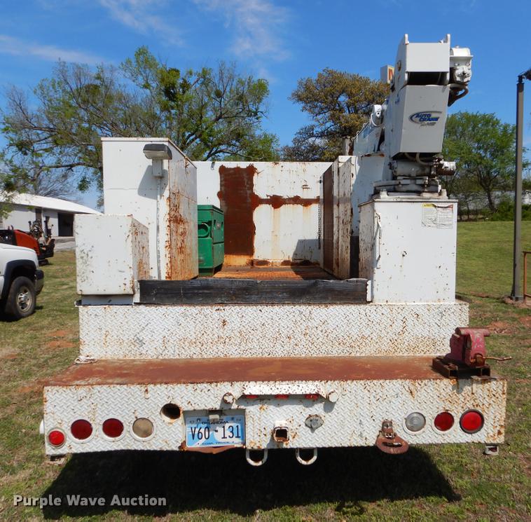 image for item EI9059 1997 GMC C6500 service truck with crane