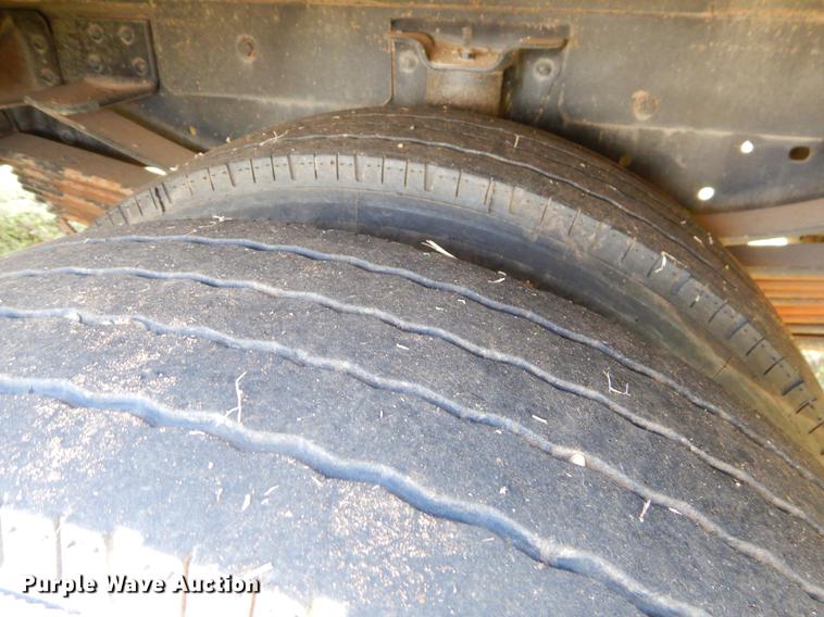 image for item EI9059 1997 GMC C6500 service truck with crane