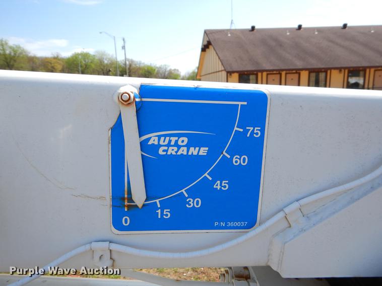 image for item EI9059 1997 GMC C6500 service truck with crane