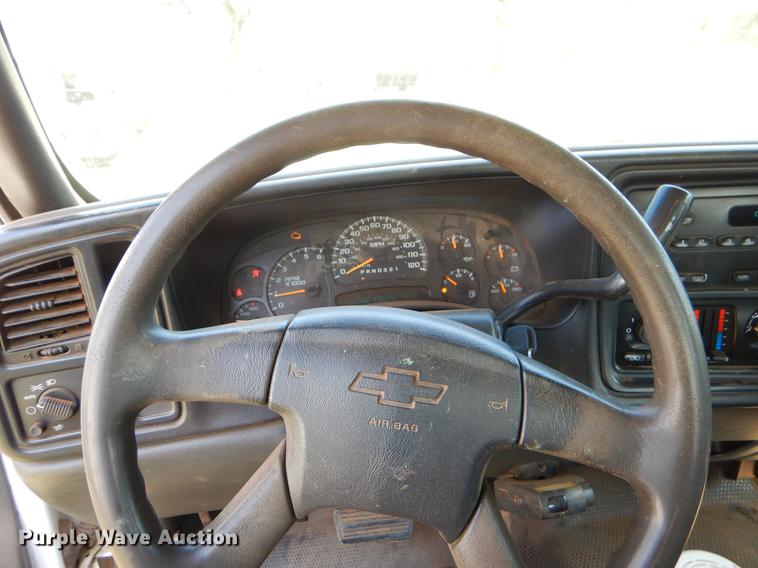 image for item EI9061 2007 Chevrolet Silverado 2500HD Crew Cab pickup truck