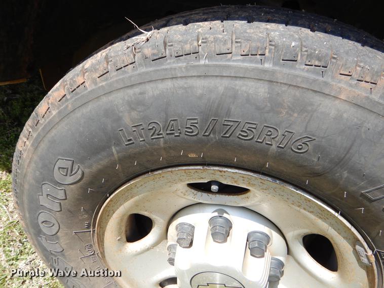 image for item EI9061 2007 Chevrolet Silverado 2500HD Crew Cab pickup truck