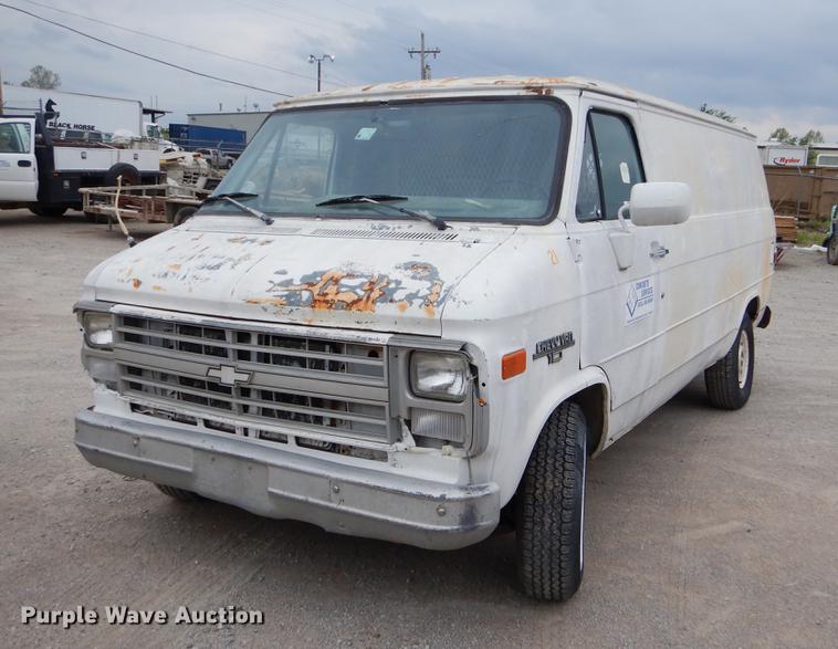 image for item EI9097 1989 Chevrolet G10 van
