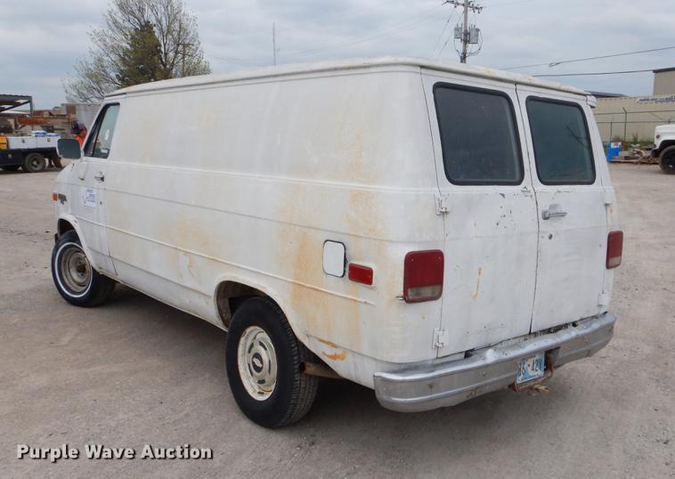 image for item EI9097 1989 Chevrolet G10 van