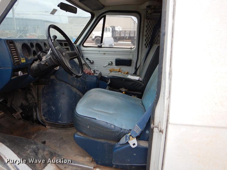 image for item EI9097 1989 Chevrolet G10 van