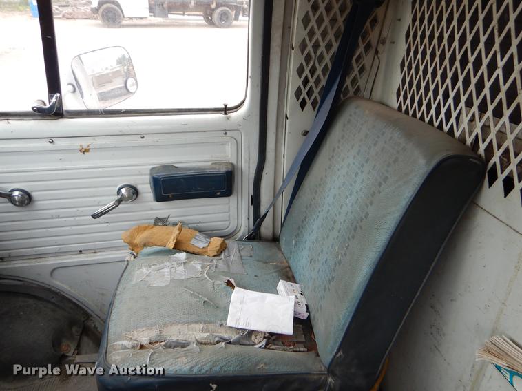 image for item EI9097 1989 Chevrolet G10 van