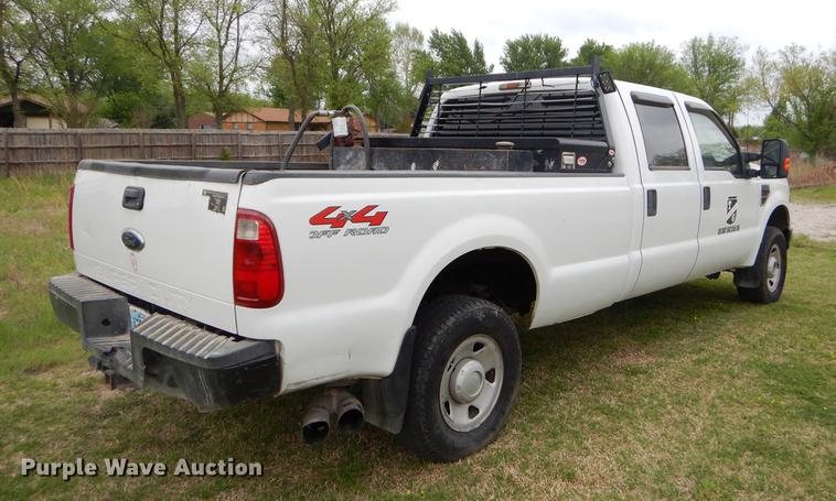 image for item EI9104 2008 Ford F350 Super Duty XL Crew Cab pickup truck
