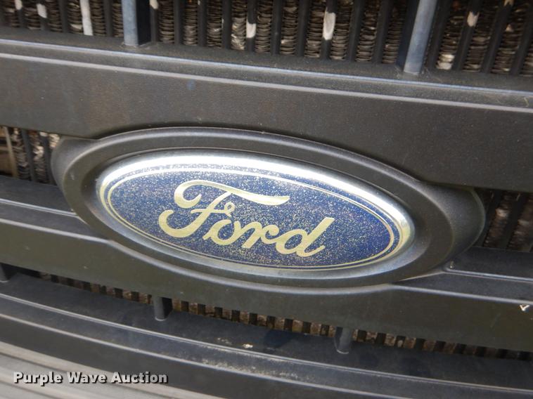 image for item EI9104 2008 Ford F350 Super Duty XL Crew Cab pickup truck