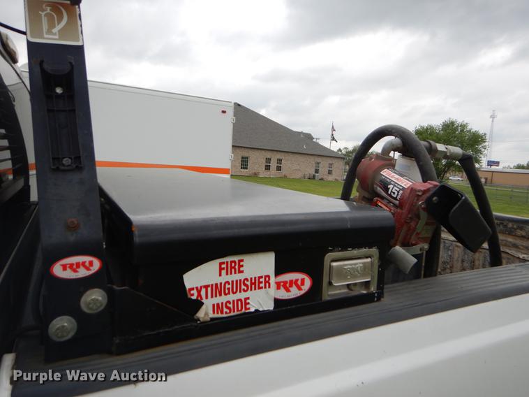 image for item EI9104 2008 Ford F350 Super Duty XL Crew Cab pickup truck