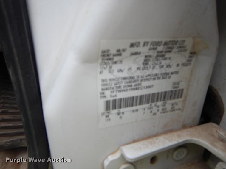 image for item EI9104 2008 Ford F350 Super Duty XL Crew Cab pickup truck