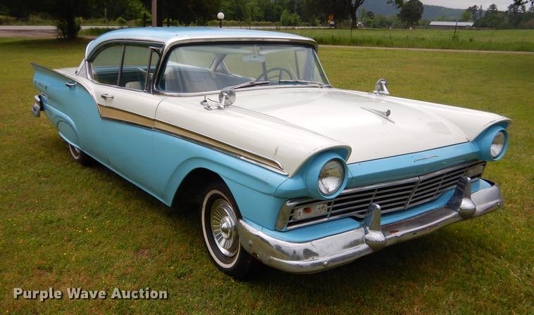 image for item EI9113 1957 Ford Fairlane 500
