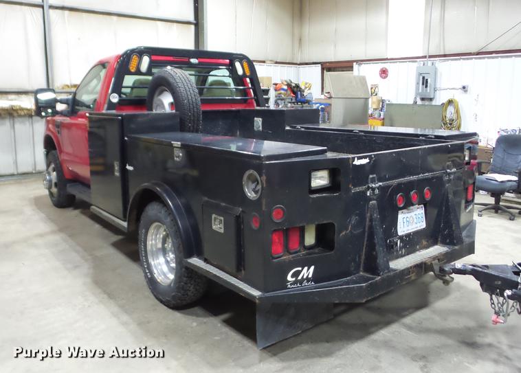 image for item EI9798 2008 Ford F350 Super Duty flatbed pickup truck