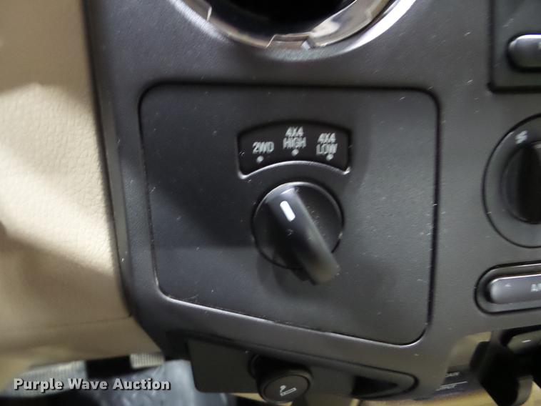 image for item EI9798 2008 Ford F350 Super Duty flatbed pickup truck