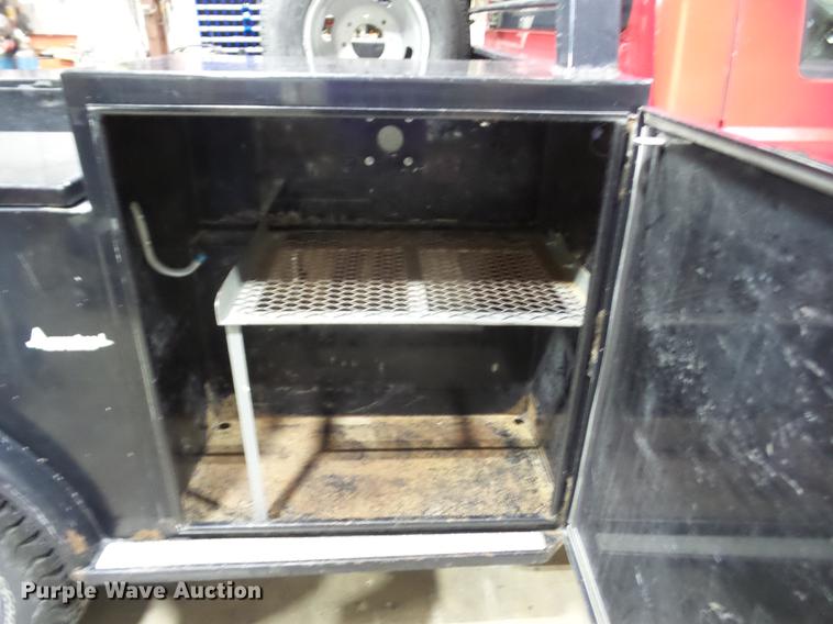 image for item EI9798 2008 Ford F350 Super Duty flatbed pickup truck