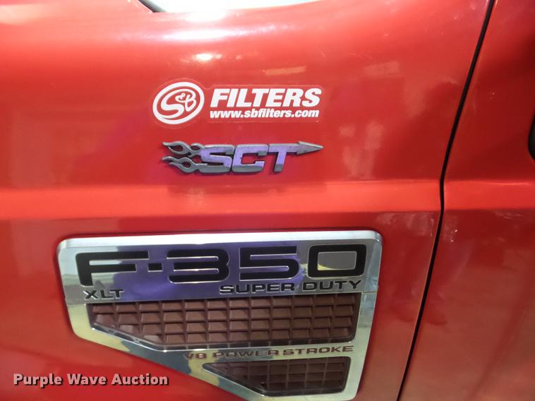 image for item EI9798 2008 Ford F350 Super Duty flatbed pickup truck