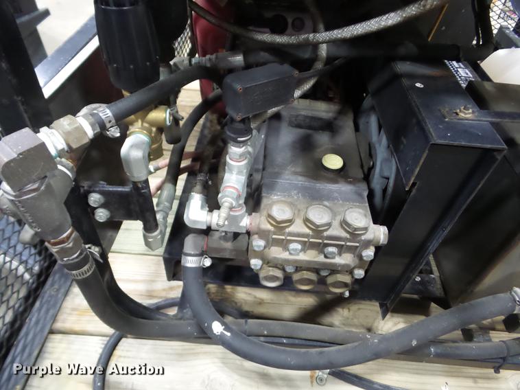 image for item EI9799 2008 Kodiak utility trailer with pressure washer