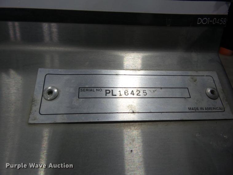 image for item EI9799 2008 Kodiak utility trailer with pressure washer