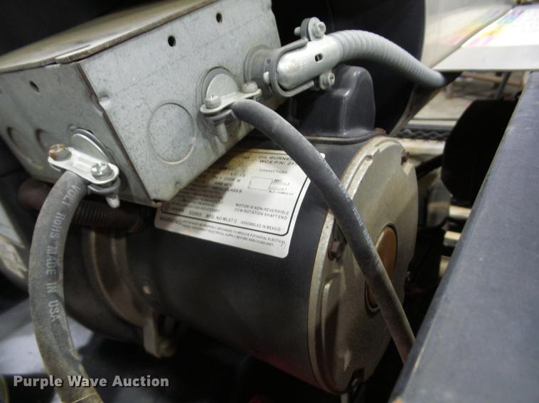 image for item EI9799 2008 Kodiak utility trailer with pressure washer