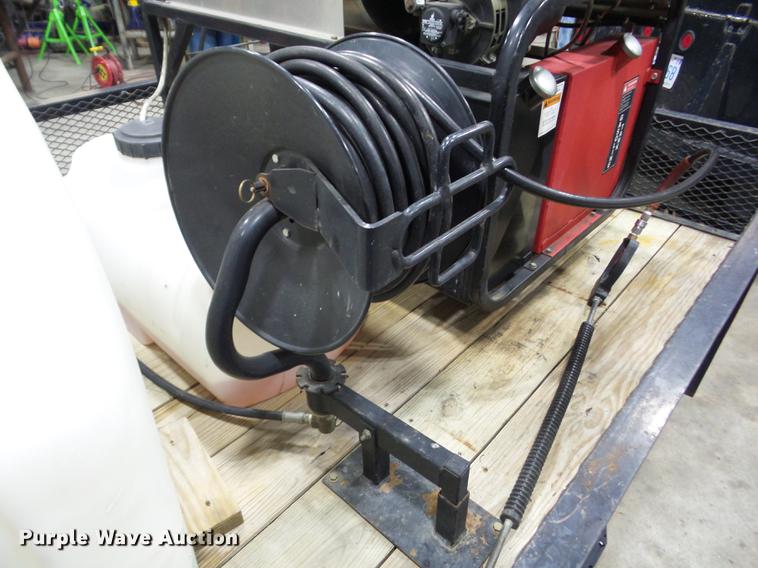 image for item EI9799 2008 Kodiak utility trailer with pressure washer