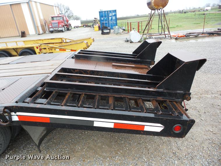 image for item EI9800 2008 Interstate G20DT equipment trailer