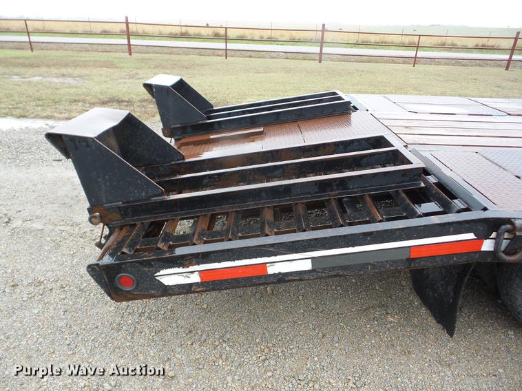 image for item EI9800 2008 Interstate G20DT equipment trailer