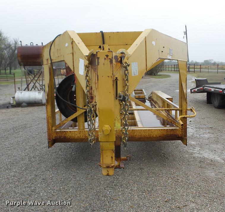 image for item EI9801 2002 Belshe T-18 equipment trailer