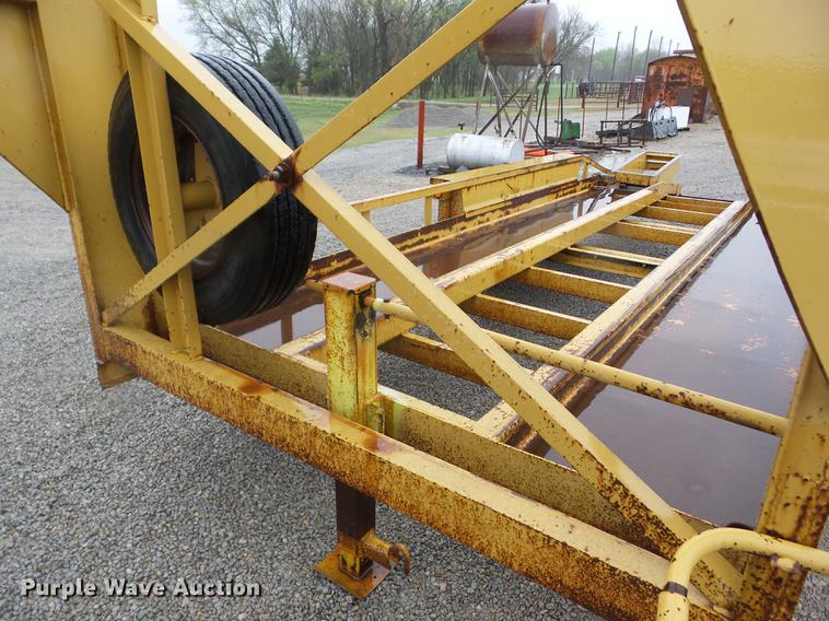 image for item EI9801 2002 Belshe T-18 equipment trailer