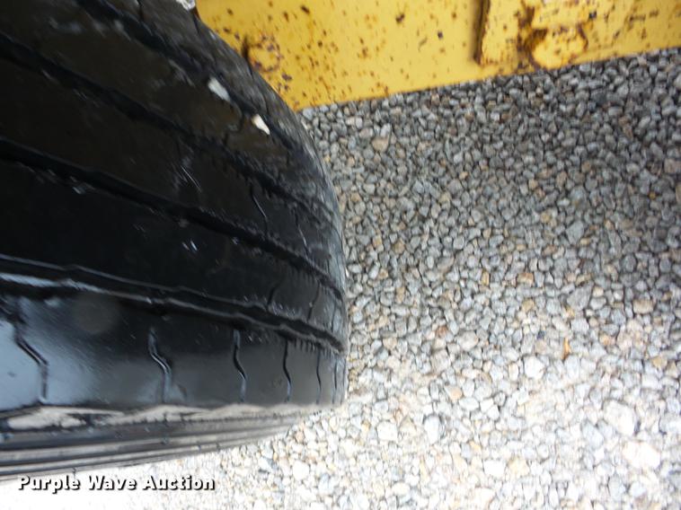 image for item EI9801 2002 Belshe T-18 equipment trailer