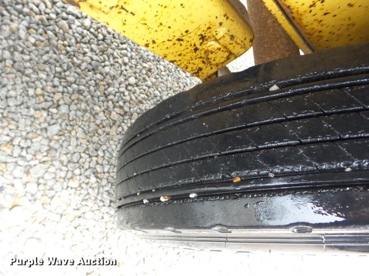 image for item EI9801 2002 Belshe T-18 equipment trailer