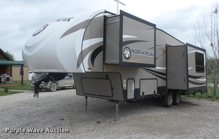 image for item EI9805 2016 Heartland North Peak 26RL camper