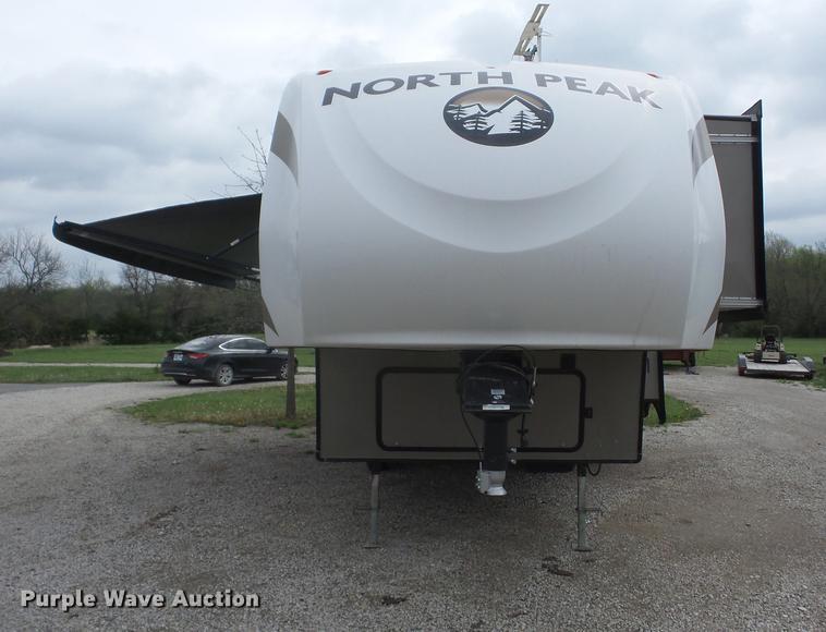 image for item EI9805 2016 Heartland North Peak 26RL camper