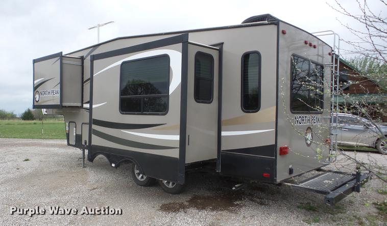 image for item EI9805 2016 Heartland North Peak 26RL camper